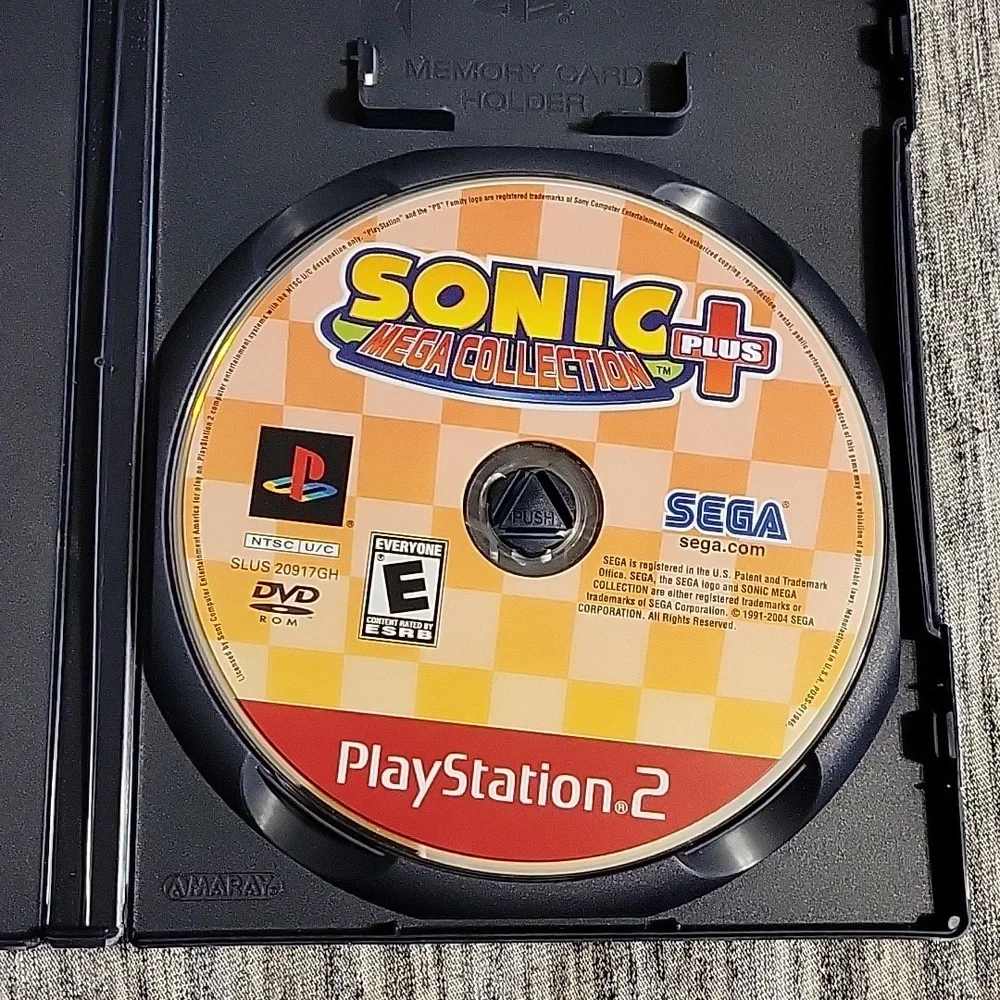 SONIC MEGA COLLECTION PLUS SEGA PLAYSTATION 2 GAME